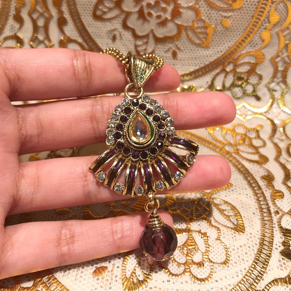 Indian Jewelry Set - Picture 3 of 4